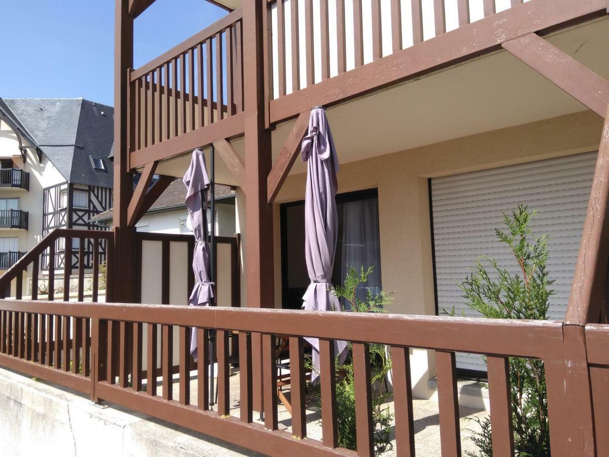 Appartements Blonville Centre  Extérieur photo